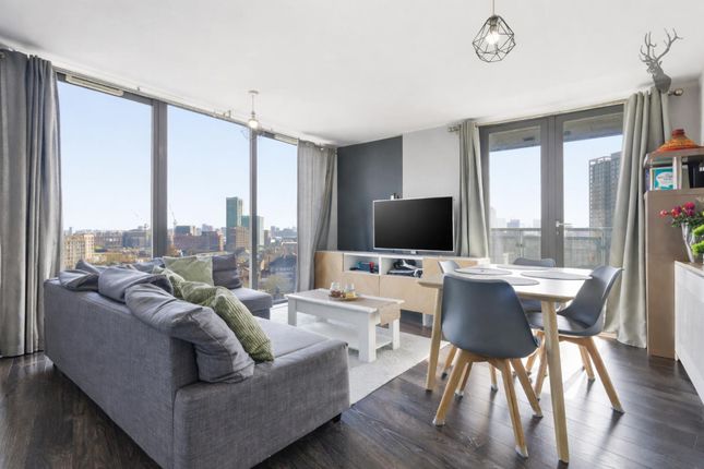 2-bed flat on Flat 57, Fondant Court, London, £350,000