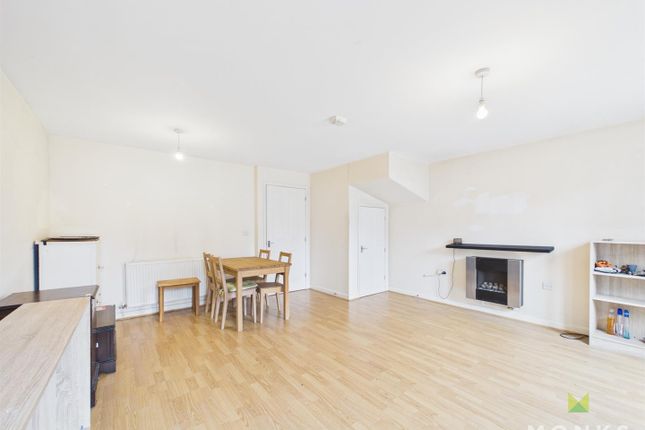2, Hawkstone Close, Shrewsbury photo 3
