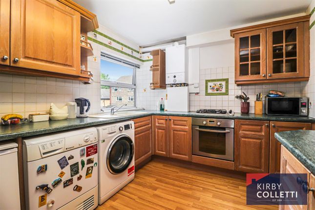 8, Berkeley Close, Ware photo 4