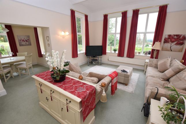 Flat to rent in Duesbury Court, Mickleover, Derby, Derbyshire