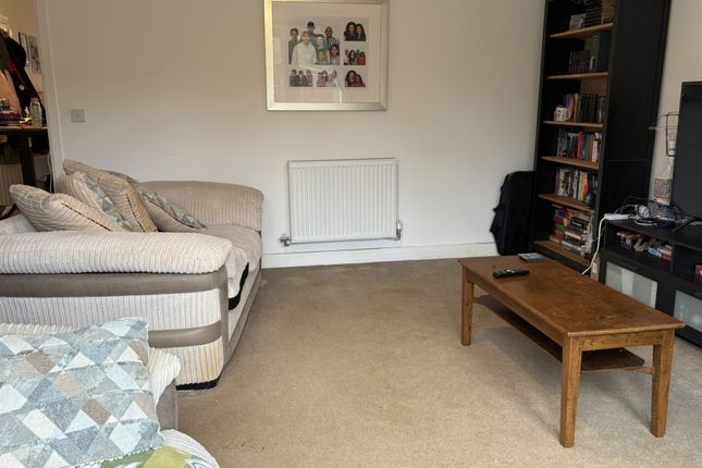 15, Ballingers, Shrivenham photo 4