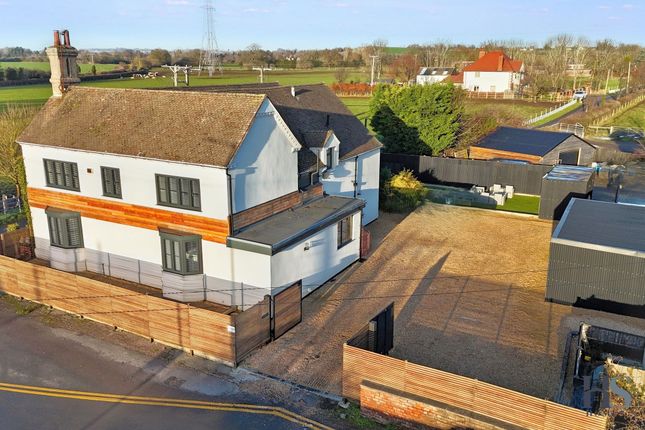 5-bed house on The Yorkshireman, Colton Road, Rugeley, £650,000