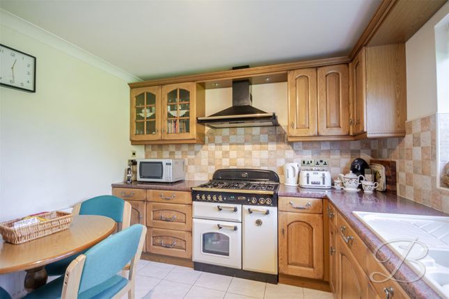 20, Paddock Close, Mansfield photo 4