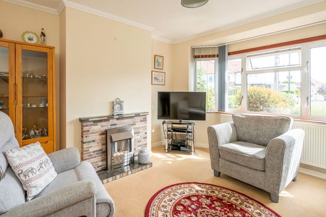 28, Oak Avenue, Chichester photo 3