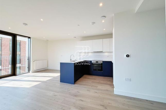 SY18 Apartment 903, Manera Point, 1 Affinity View, London photo 3