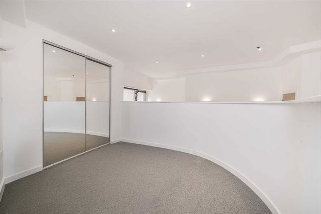 Flat 2, Anlaby House, 31, Boundary Street, London photo 4