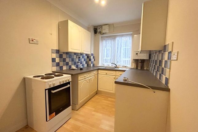 148, Warwick Road, Scunthorpe photo 3