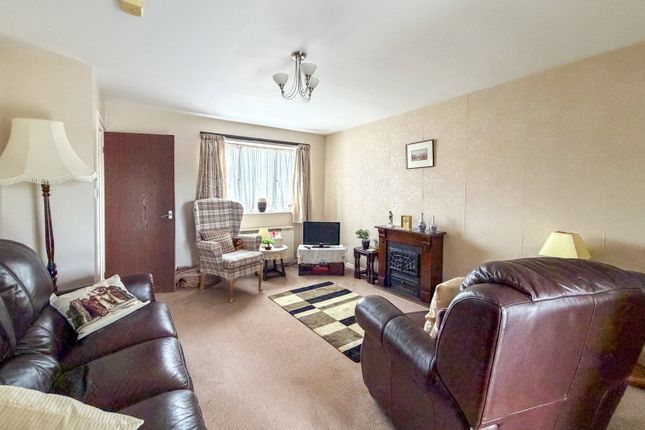 32, St. Peters Court, Whitby photo 3
