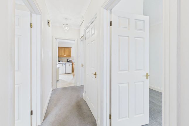 17 Chapelfield Gardens, Narberth photo 2