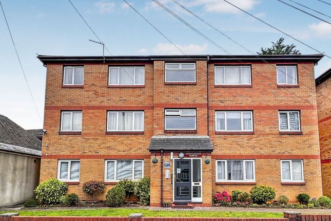 Flat for sale in Buttrills Road, Gladstone Gardens Court Buttrills Road
