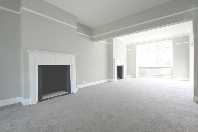 22, Erlesmere Gardens, Ealing photo 4