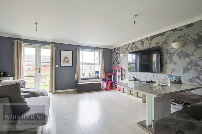 20, Cony Close, Cheshunt photo 4