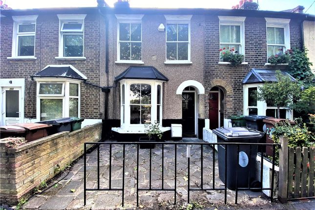Harrow Rd E11