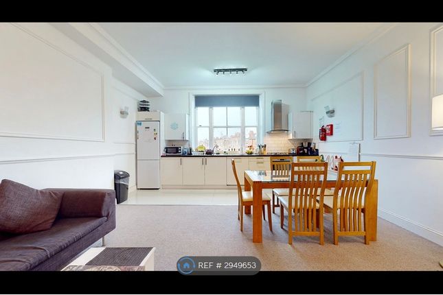 Flat, Sutherland Avenue, London photo 4