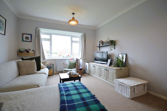 32, Windsor Drive, West Wittering, Chichester photo 5