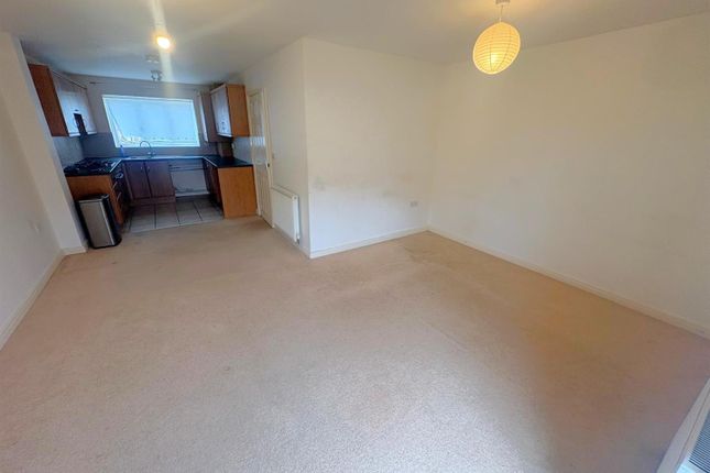 61, Cheltenham Road, Corby photo 4