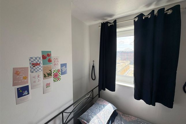 Flat 4, 83A, High Street, Hampshire photo 4