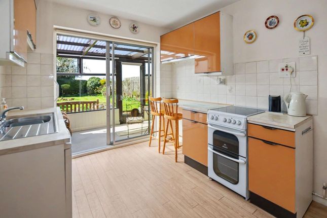 44, Willow View, Northampton photo 4