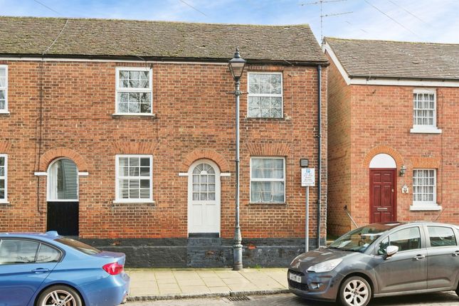 End terrace house for sale in Tanners Street, Faversham