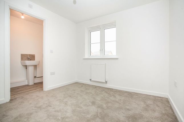 Flat to rent in Owens Road, Coventry