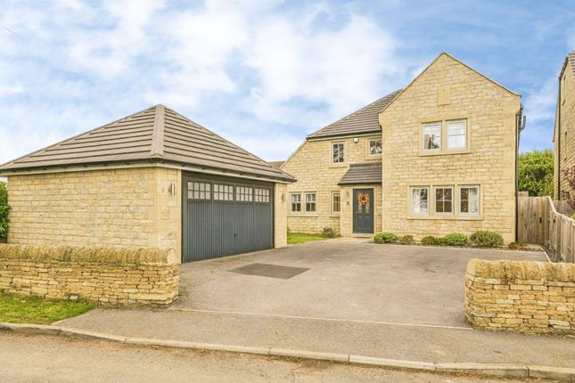 4-bed detached on South Lane, WAKEFIELD, £750,000