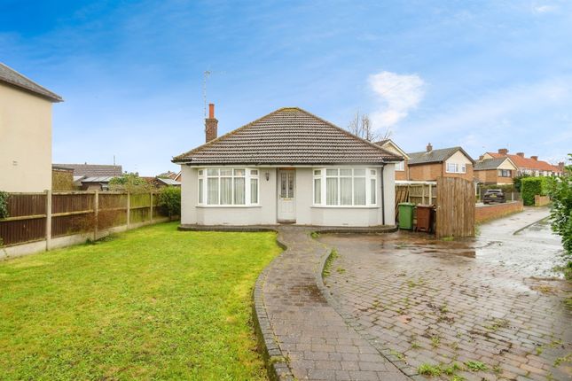 Thumbnail Detached bungalow for sale in Beccles Road, Gorleston, Great Yarmouth