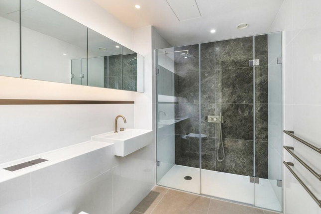 109,Apartment 7, Wardour Street, London photo 3