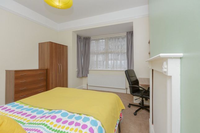 Fosse Road South, Leicester photo 4
