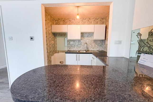 1 Bracklesham Court, Bracklesham Lane, Chichester photo 4