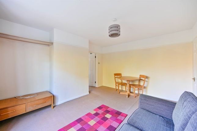 Berkeley Court, Coley Avenue, Reading photo 4