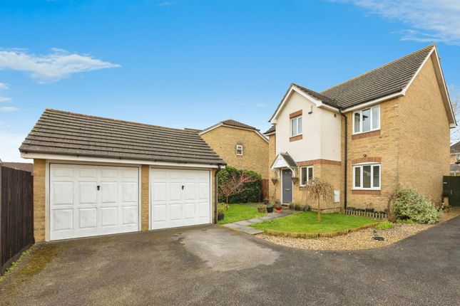 Thumbnail Detached house for sale in Butterside Road, Kingsnorth, Ashford