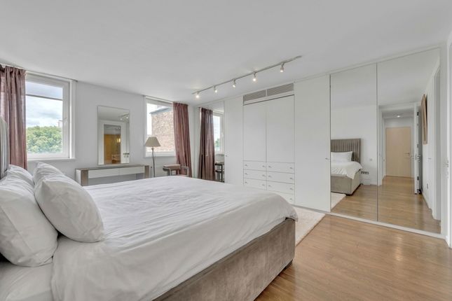 Flat 38, Falmouth House Clarendon Place, London photo 4