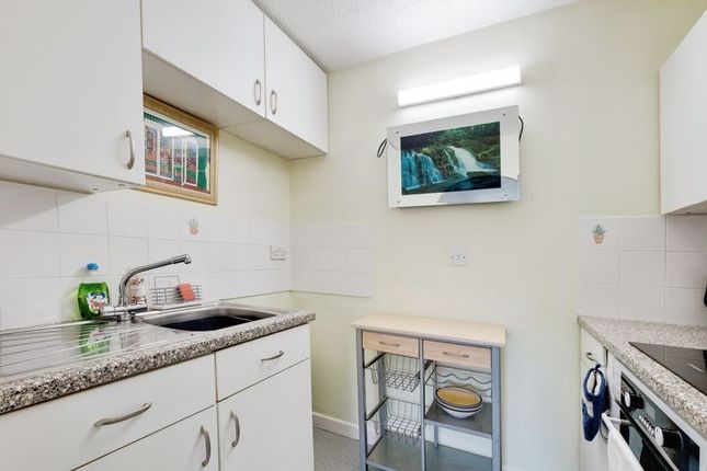 Flat for sale in Homeview House, Poole