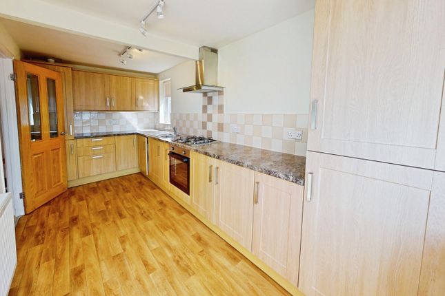 5, St Davids Close, Cheltenham, Glos photo 4