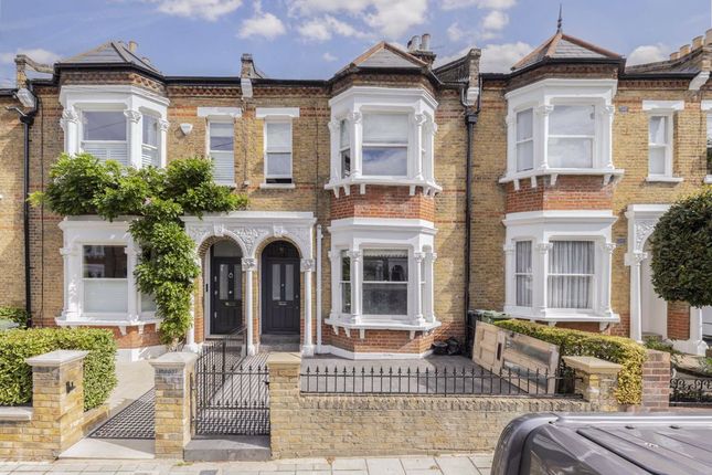 Thumbnail Property to rent in Caldervale Road, London