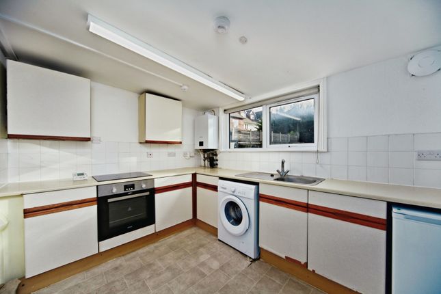 Friends Road, Croydon photo 2