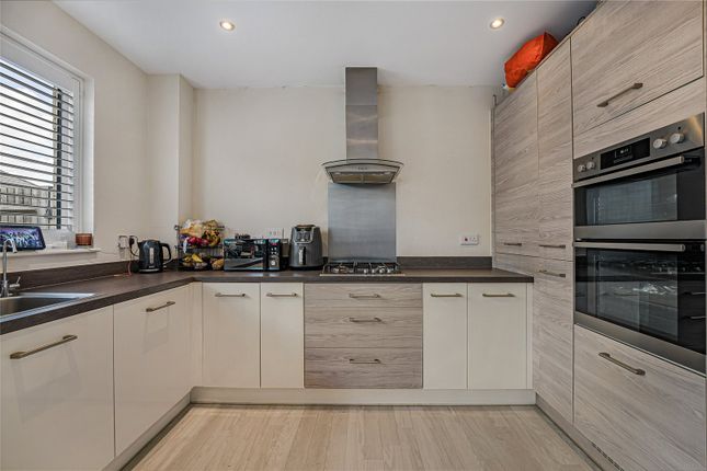 40, Mason Avenue, Ebbsfleet Valley photo 4