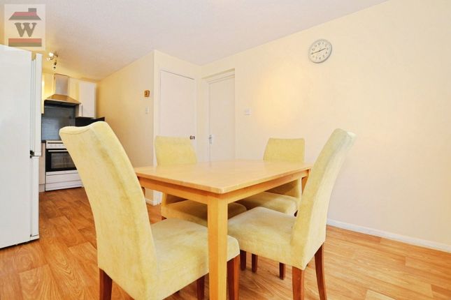 24, Cranston Close, Hounslow photo 3