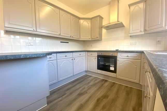 19, Poplar Close, BURY ST. EDMUNDS photo 4