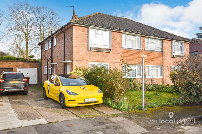 Flat for sale in Hereford Close, Epsom