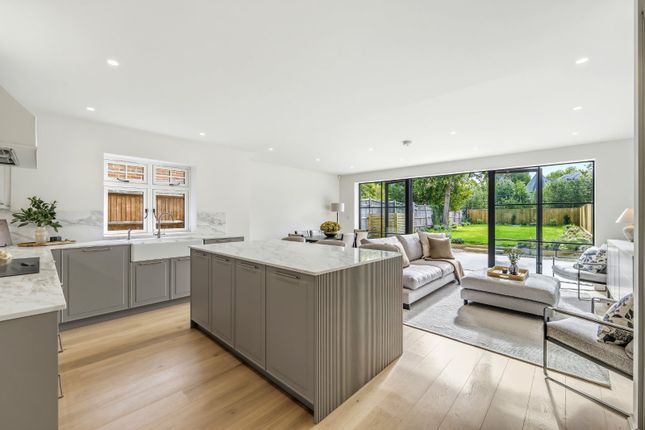 Wensleydale Road, Hampton photo 4