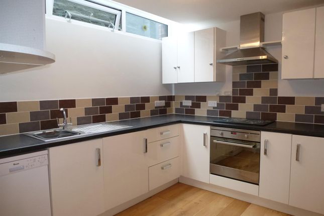 Kitchen.Jpg