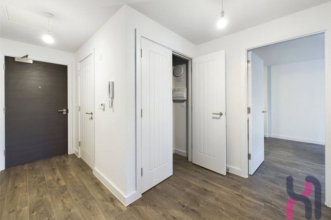 Flat to rent in One Baltic Square, Liverpool