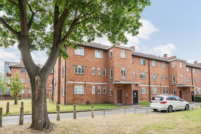 Thumbnail Flat for sale in Beaconsfield Road, London