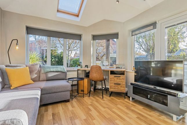 9, Oaklands Way, Melbourne photo 4