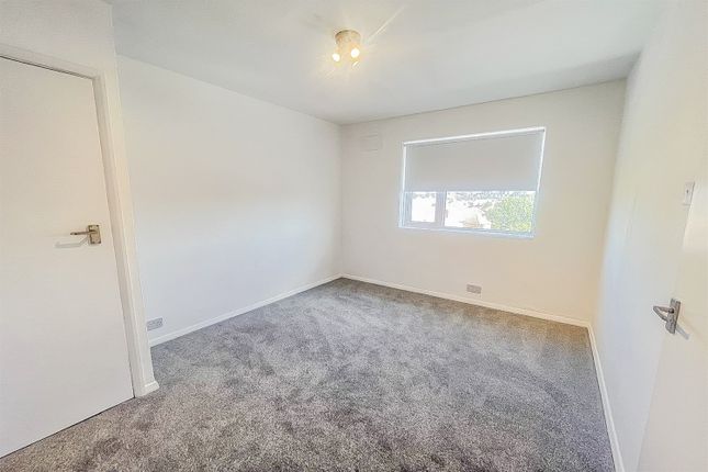 15a, Varley Parade, Colindale photo 4