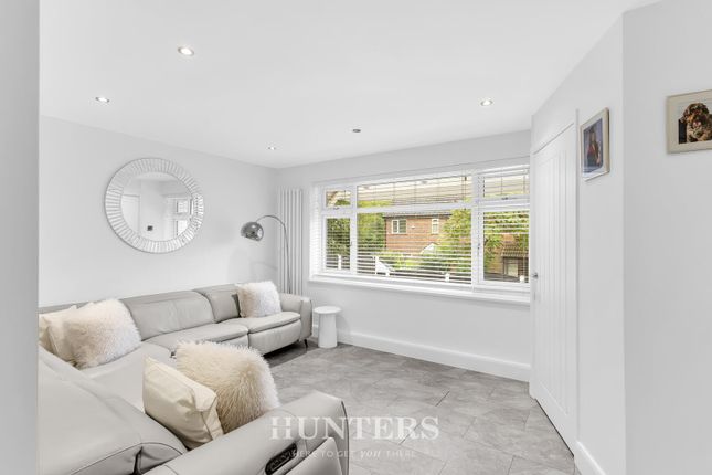 21, Cartmel Walk, Manchester photo 4