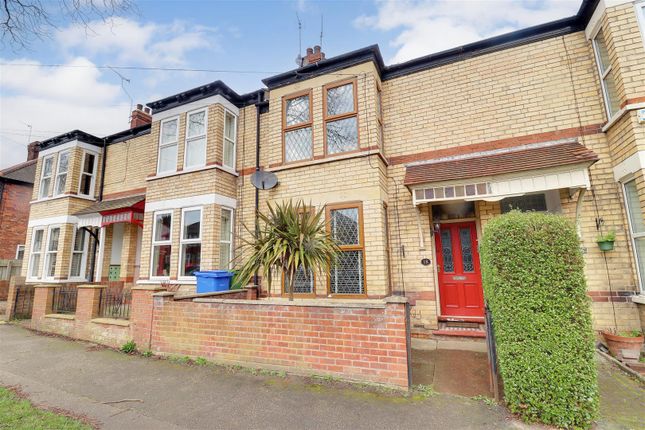 Thumbnail Terraced house for sale in Tranby Avenue, Hessle