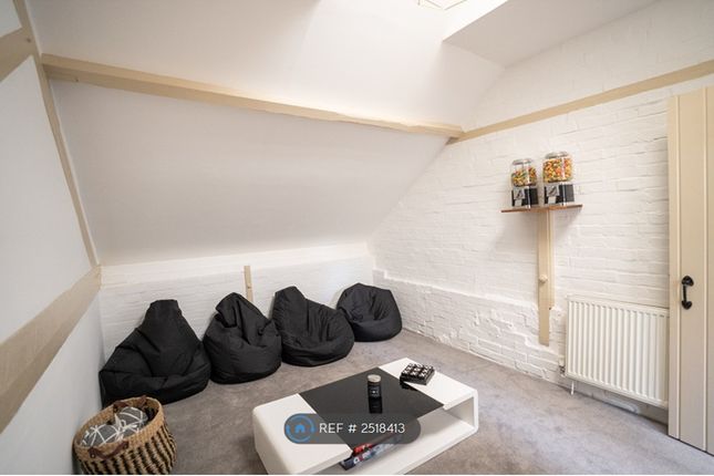 3rd Bed/Games Room/Study