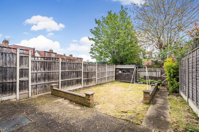 Terraced house for sale in Lymescote Gardens, Sutton